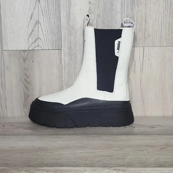 🛍Puma Mayze Stack Chelsea Boot White Black Slip On Womens Size 5.5 - Picture 6 of 10